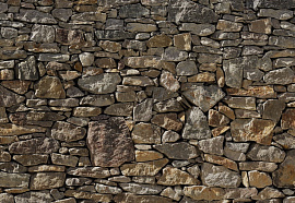 Стена каменная