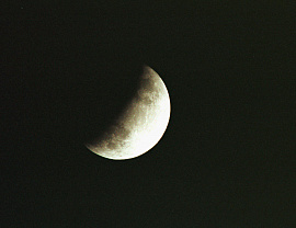 Лунное затменье снится - фото №19