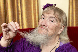 Бородатая женщина - фото №12